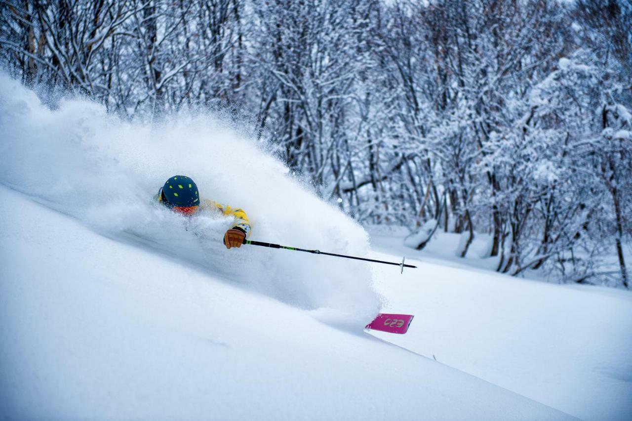 Aparthotel Yu Kiroro, Ski-in Ski-out Luxury Residences Akaigawa