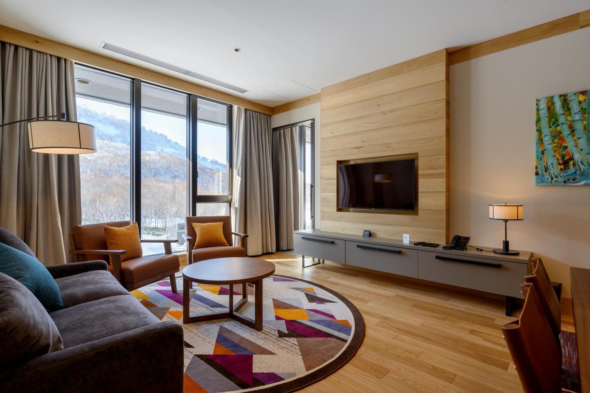 Yu Kiroro, Ski-in Ski-out Luxury Residences 5* Akaigawa